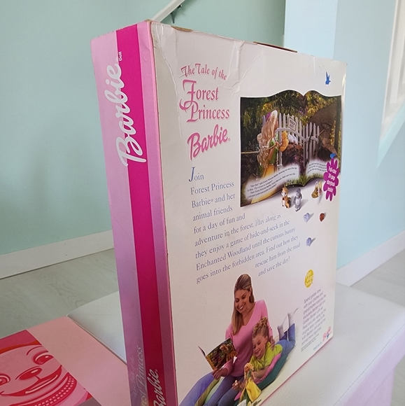 SUPER CUTE Barbie Forest Princess with Book and Forest Animals, Vintage Barbie - Picture 4 of 10